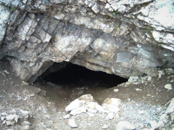 Cadomin Cave